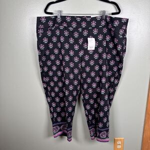 NEW - Croft & Barrow Mid Rise Capri Sz‎ 22W Comfy Stretchy Floral Pull On Pants